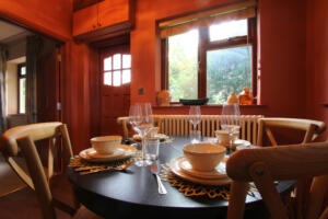 Rental Property Cottage Hartham Wiltshire Dining