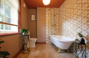 Wiltshire Cottage Rental Hartham Bathroom