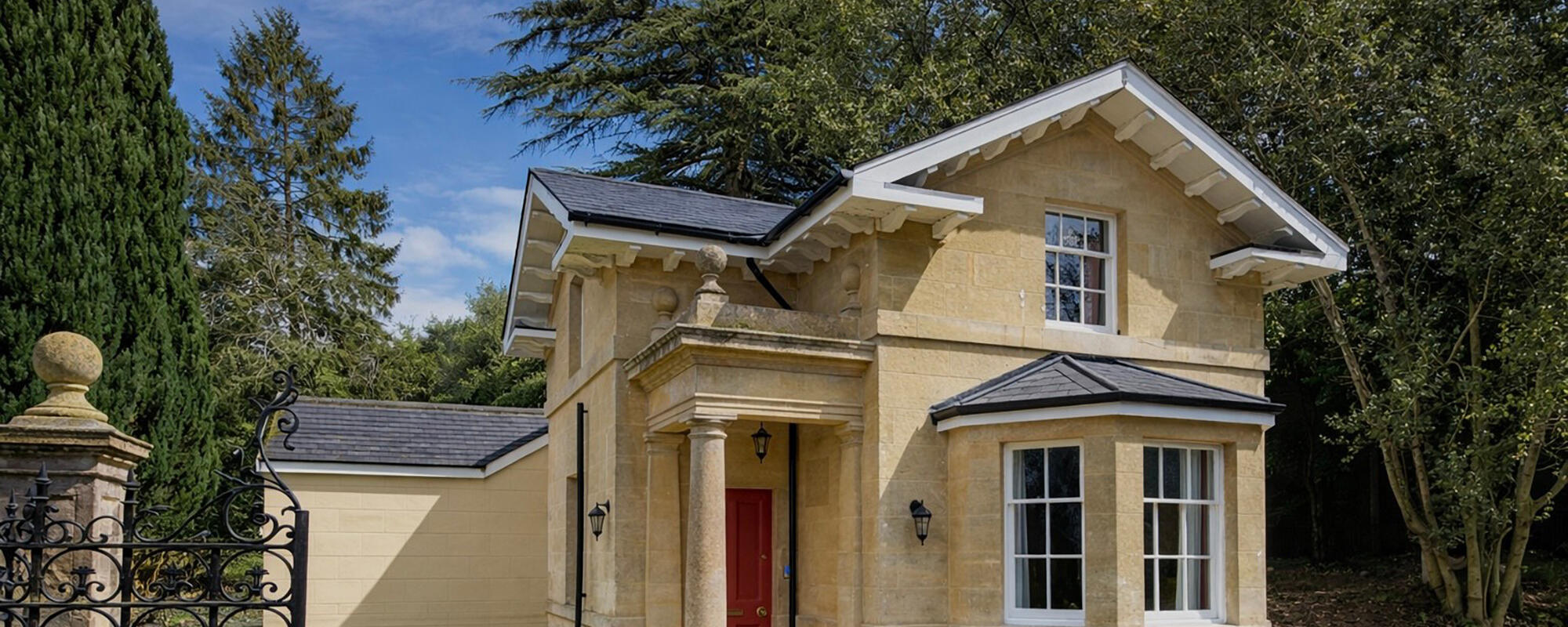 Lodge Cottage Rental Hartham Wiltshire Aspect Ratio 2000 800